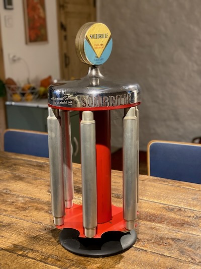 objet publicitaire tourniquet 1950 solibrille 1950 presentoir